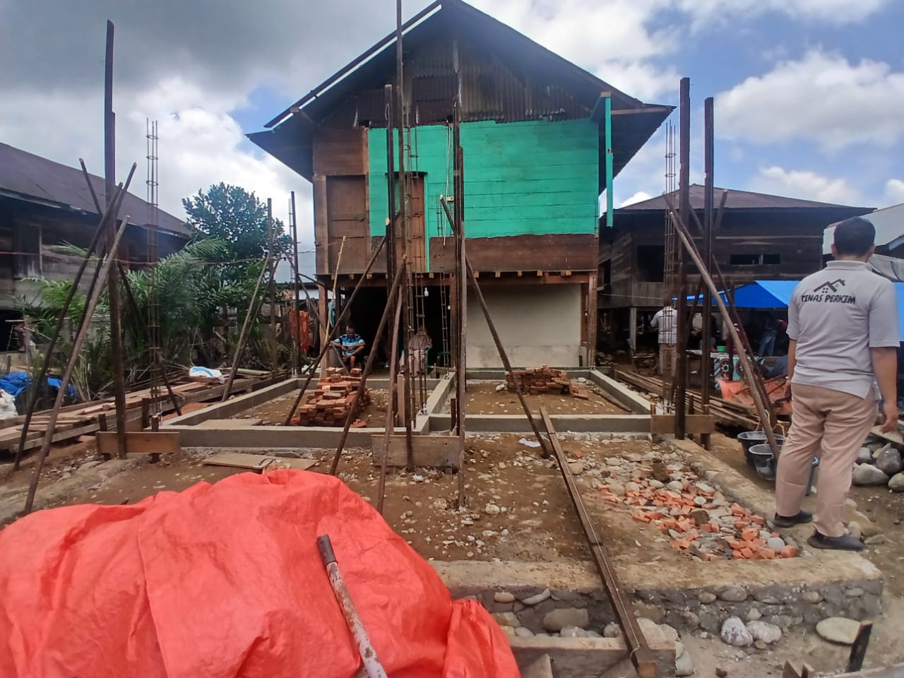 Perbaikan rumah tidak layak huni